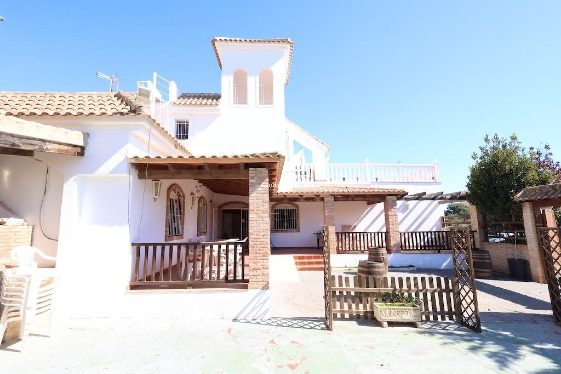 Venta - Villa -
ORIHUELA COSTA - La Zenia
