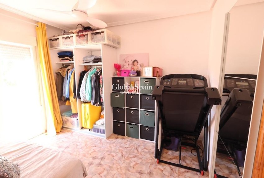 Venta - Villa -
ORIHUELA COSTA - La Zenia