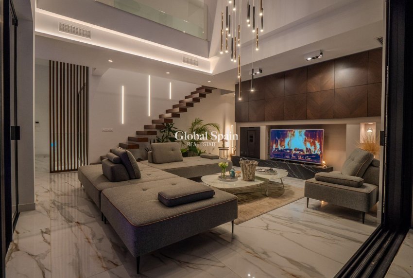 Venta - Villa -
ORIHUELA COSTA - Las Colinas Golf