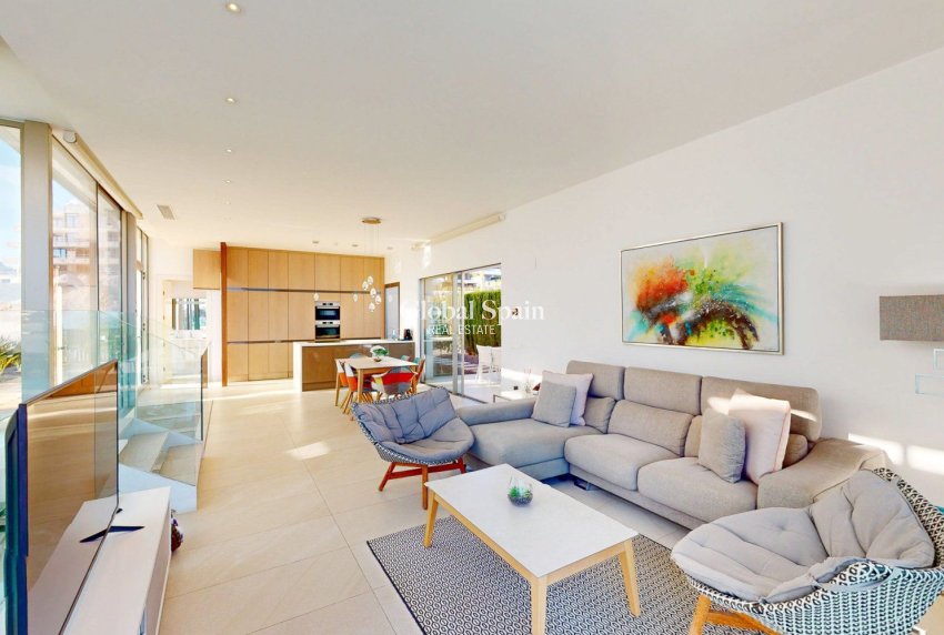 Venta - VILLA -
ORIHUELA COSTA - Las Colinas Golf