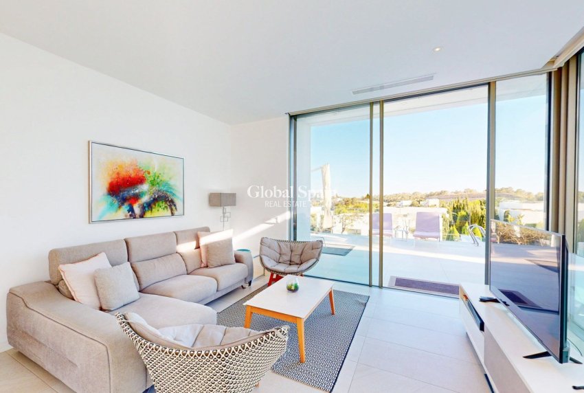 Venta - VILLA -
ORIHUELA COSTA - Las Colinas Golf