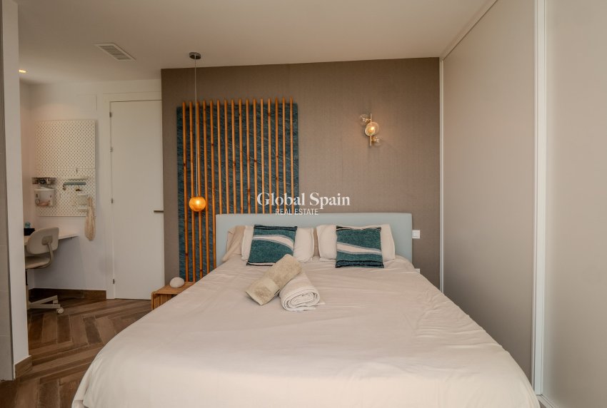 Venta - Villa -
ORIHUELA COSTA - Las Colinas Golf
