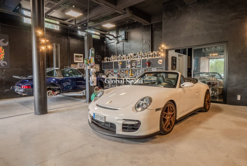 Venta - Villa -
ORIHUELA COSTA - Las Colinas Golf