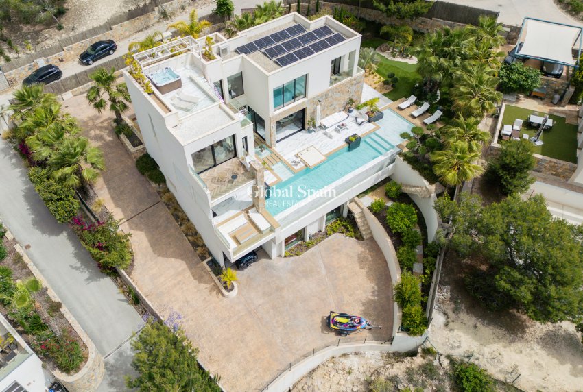 Venta - Villa -
ORIHUELA COSTA - Las Colinas Golf