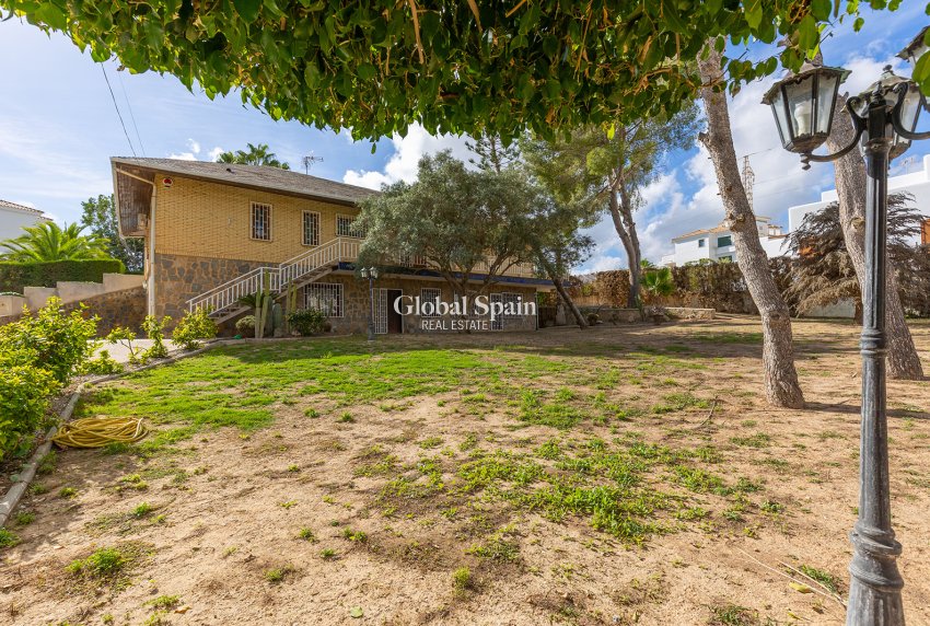 Venta - Villa -
ORIHUELA COSTA - Las Filipinas