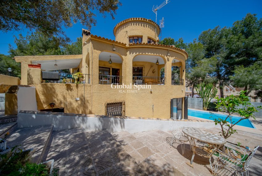 Venta - Villa -
ORIHUELA COSTA - Las Filipinas