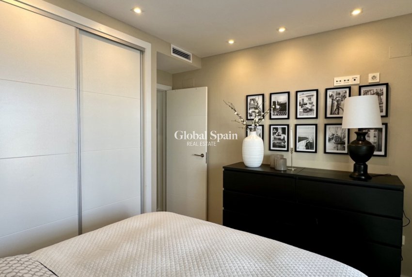 Venta - Villa -
ORIHUELA COSTA - Lomas de Cabo Roig