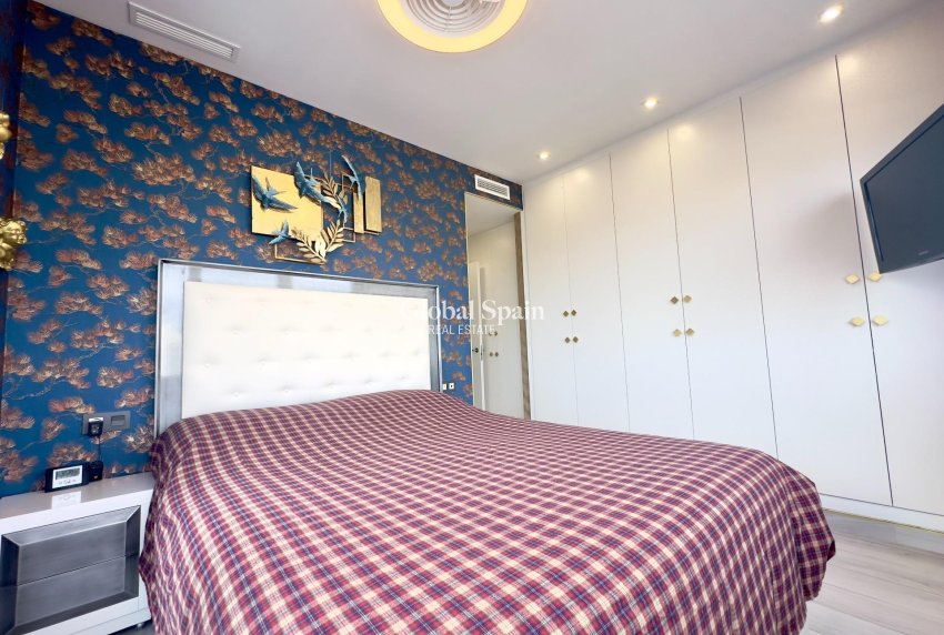 Venta - VILLA -
ORIHUELA COSTA - Lomas de Cabo Roig