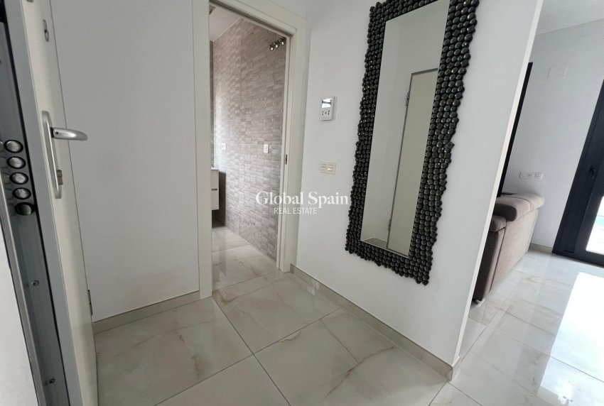 Venta - VILLA -
ORIHUELA COSTA - Lomas de Cabo Roig