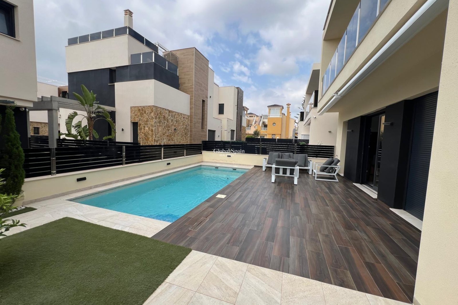 Venta - VILLA -
ORIHUELA COSTA - Lomas de Cabo Roig