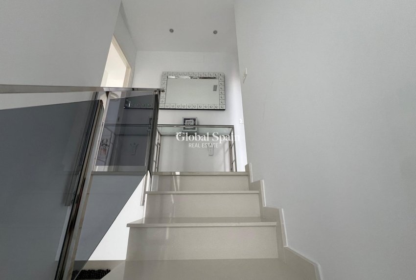 Venta - VILLA -
ORIHUELA COSTA - Lomas de Cabo Roig