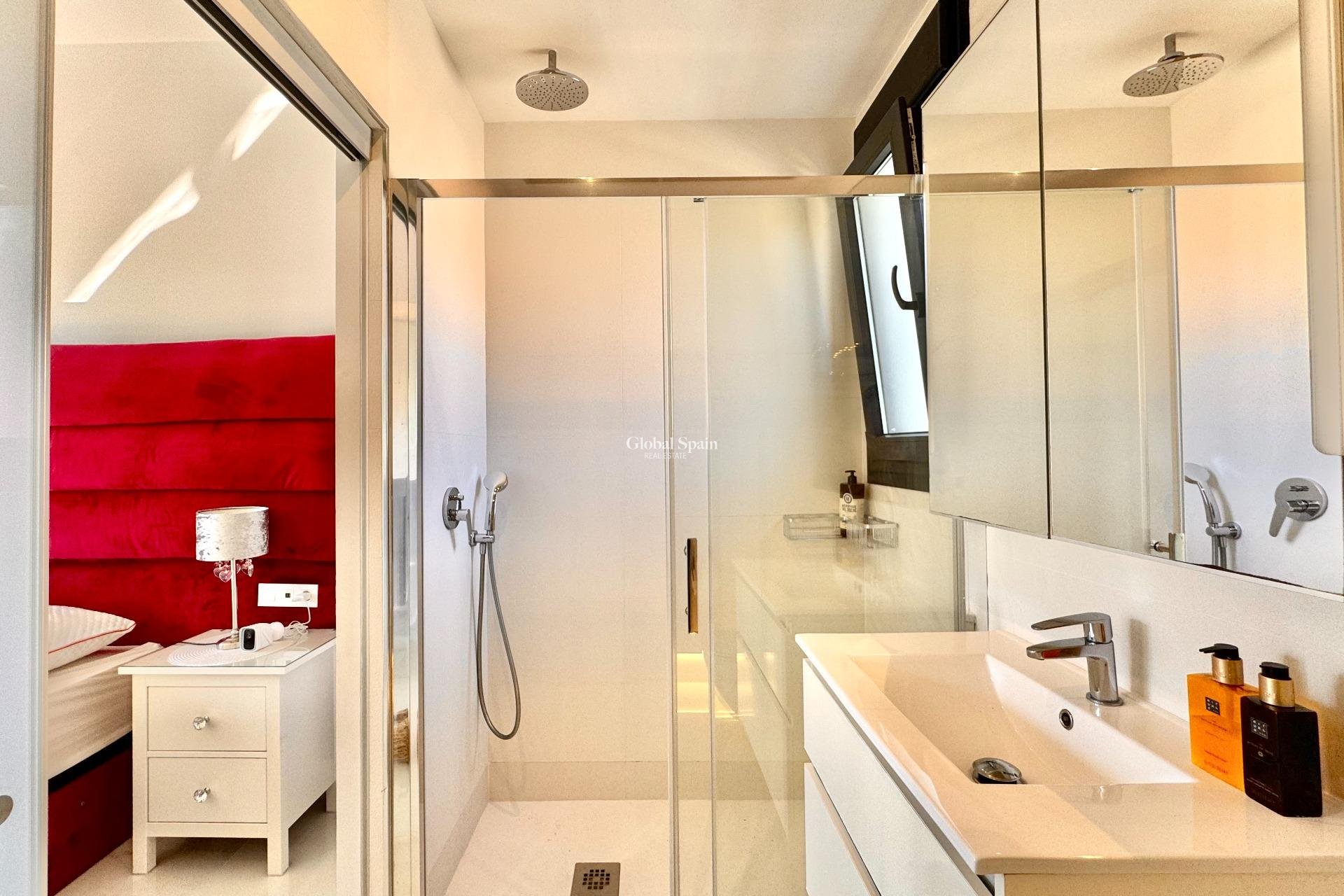 Venta - VILLA -
ORIHUELA COSTA - Lomas de Cabo Roig