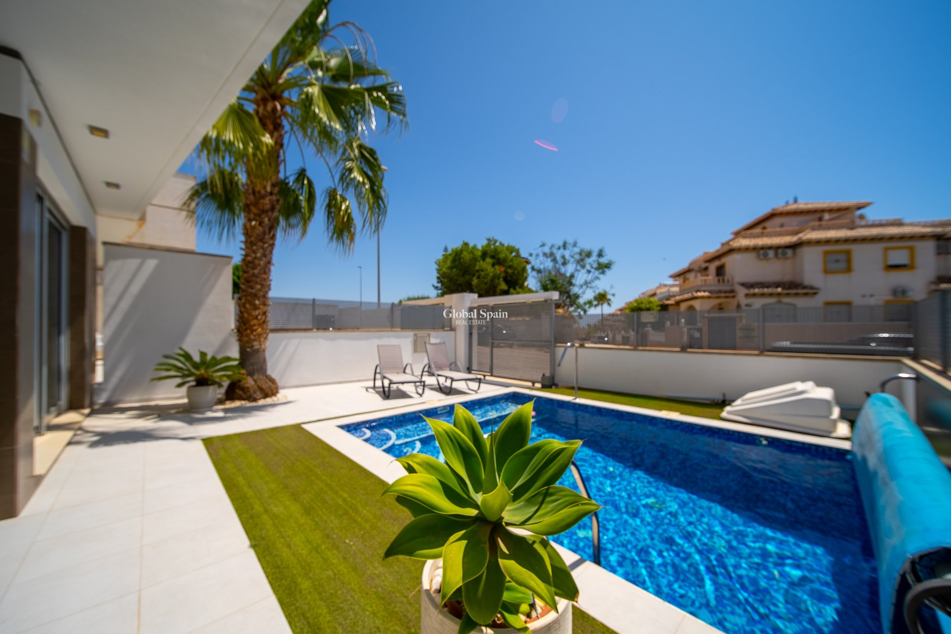 Venta - Villa -
ORIHUELA COSTA - Lomas de Cabo Roig