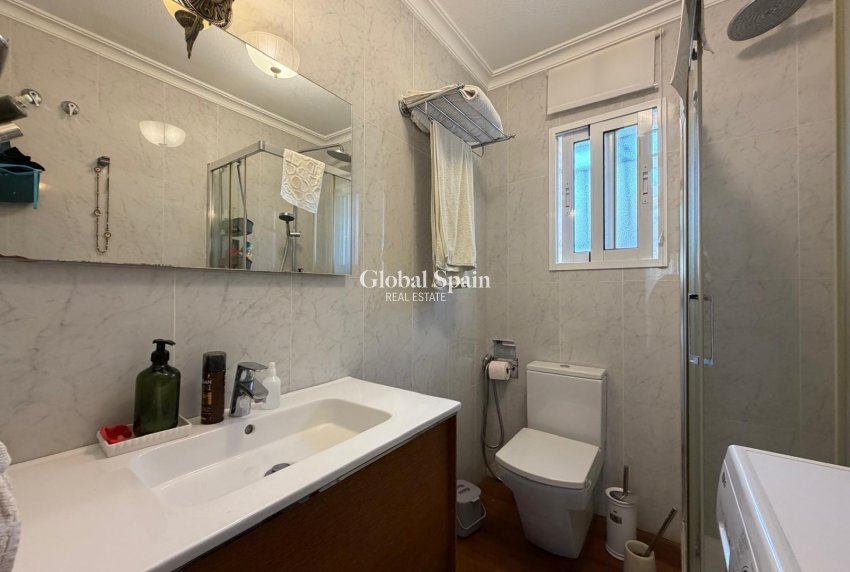 Venta - VILLA -
ORIHUELA COSTA - Lomas De Don Juan
