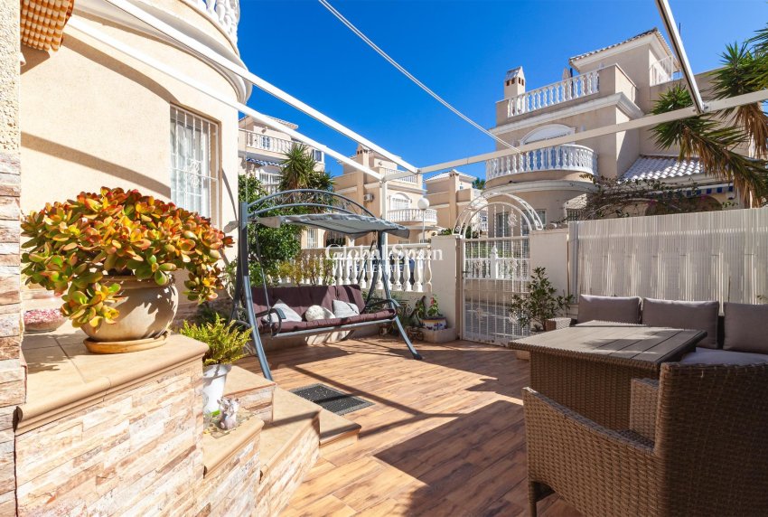 Venta - VILLA -
ORIHUELA COSTA - Los Almendros-la Florida