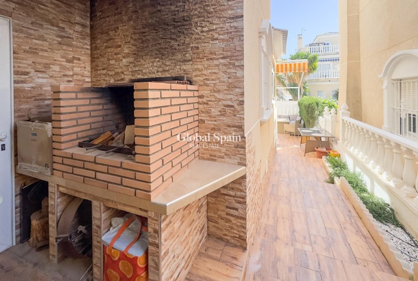 Venta - VILLA -
ORIHUELA COSTA - Los Almendros-la Florida