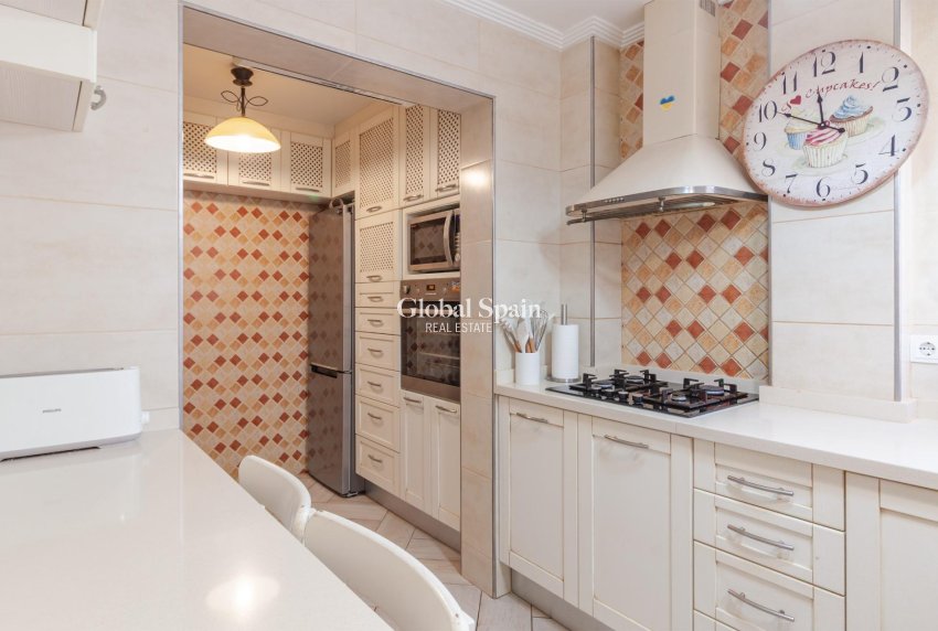 Venta - VILLA -
ORIHUELA COSTA - Los Almendros-la Florida