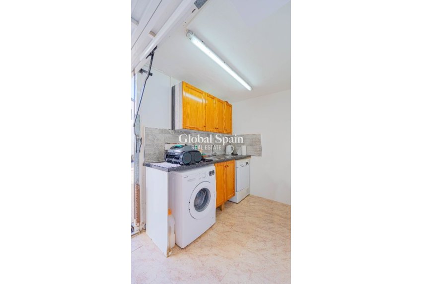 Venta - Villa -
ORIHUELA COSTA - LOS BALCONES - LOS ALTOS