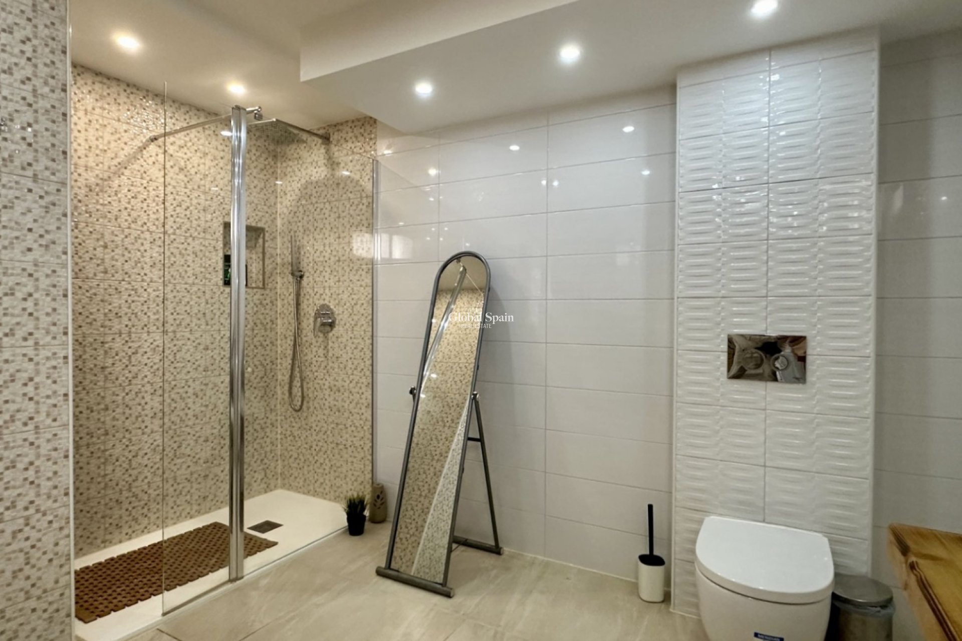 Venta - VILLA -
ORIHUELA COSTA - LOS BALCONES - LOS ALTOS