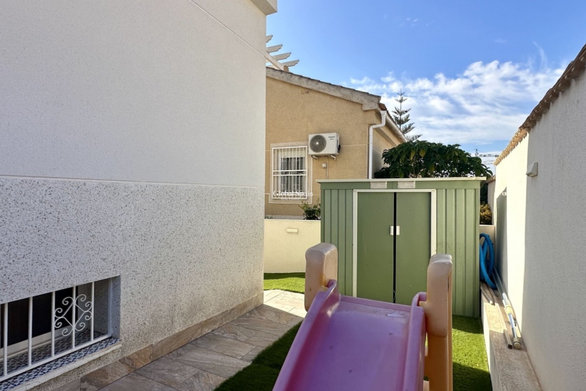 Venta - VILLA -
ORIHUELA COSTA - LOS BALCONES - LOS ALTOS