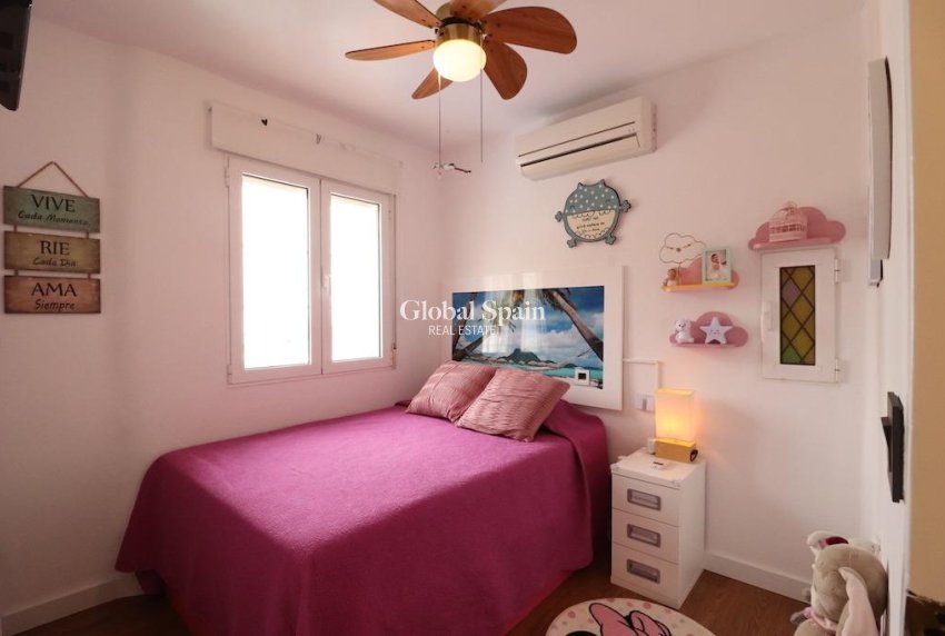 Venta - Villa -
ORIHUELA COSTA - Montezenia