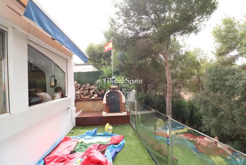 Venta - Villa -
ORIHUELA COSTA - Montezenia