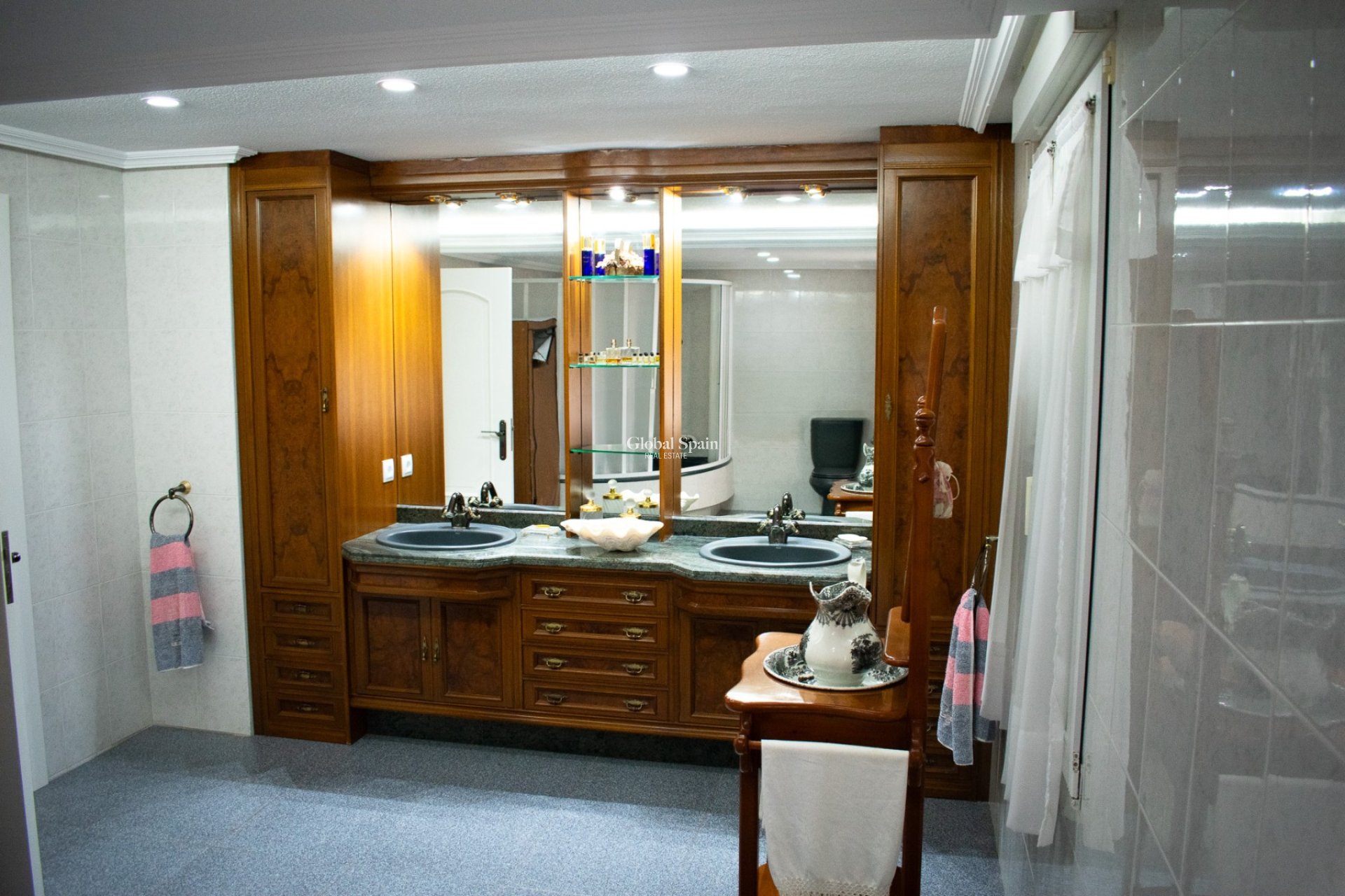 Venta - VILLA -
ORIHUELA COSTA - MUY CERCA DE LA PLAYA