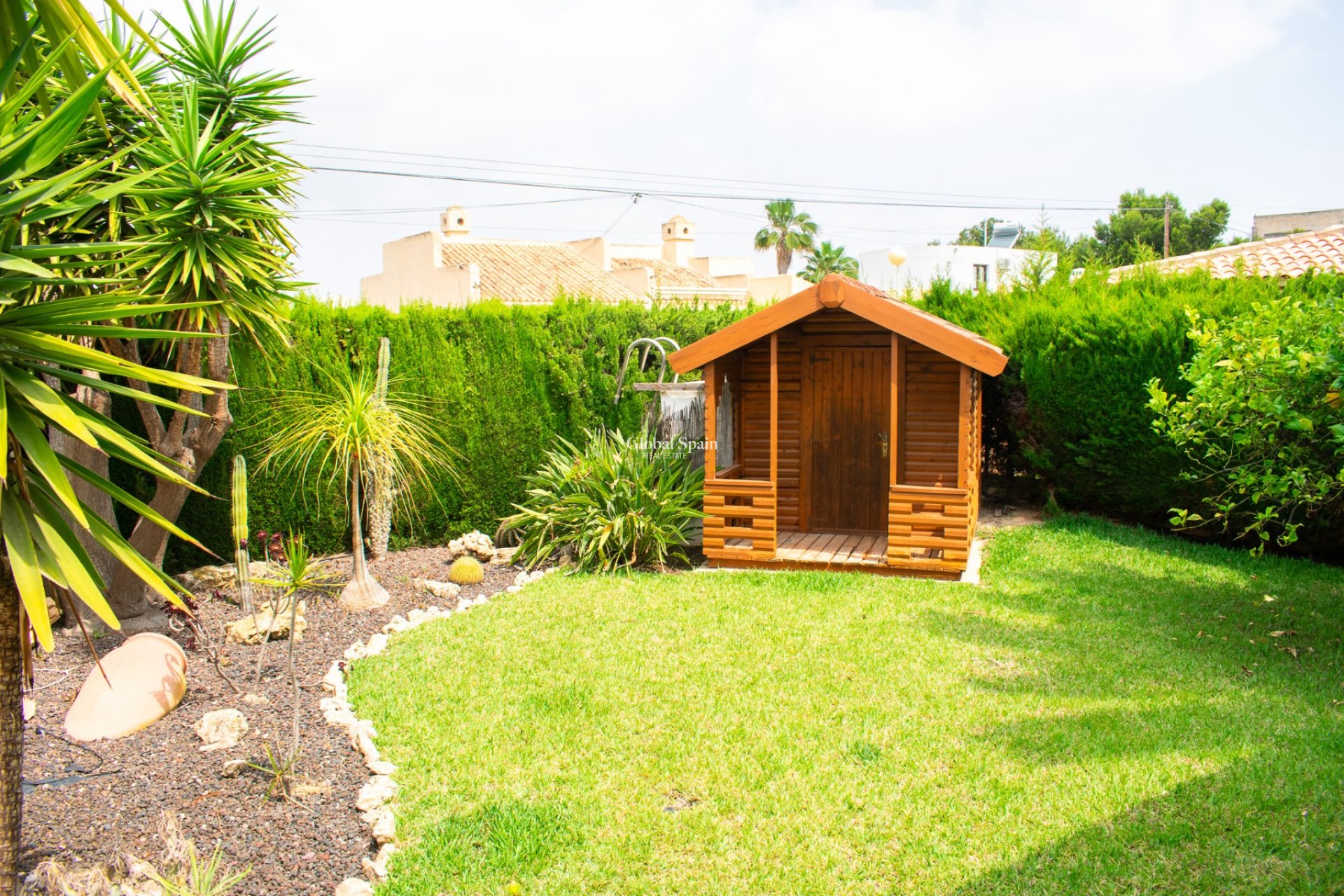 Venta - VILLA -
ORIHUELA COSTA - MUY CERCA DE LA PLAYA