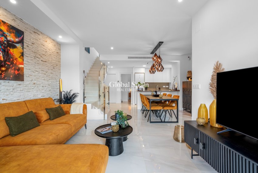 Venta - VILLA -
ORIHUELA COSTA - Orihuela