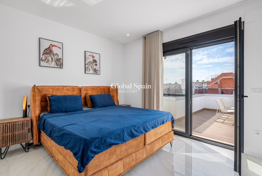 Venta - VILLA -
ORIHUELA COSTA - Orihuela