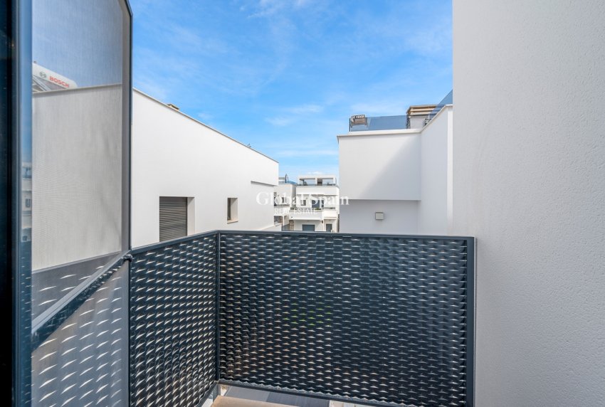Venta - VILLA -
ORIHUELA COSTA - Orihuela