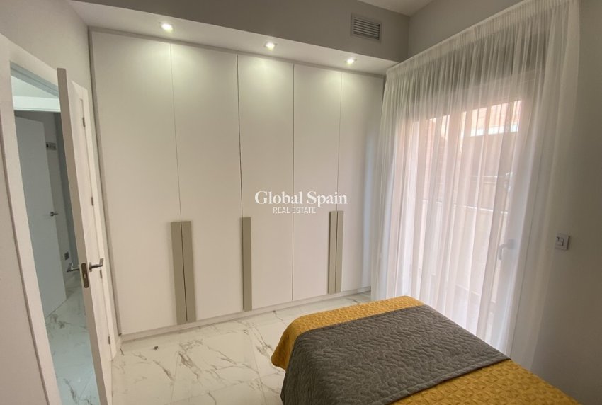 Venta - VILLA -
ORIHUELA COSTA - Pau 26