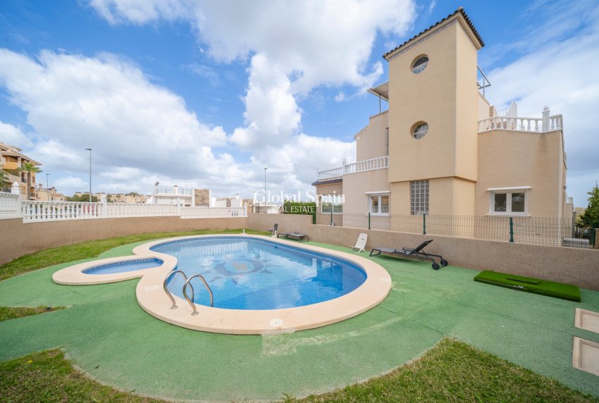 Venta - VILLA -
ORIHUELA COSTA - Pau 26