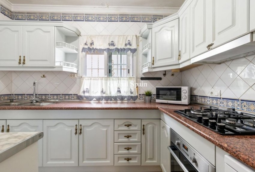 Venta - Villa -
ORIHUELA COSTA - Playa Flamenca