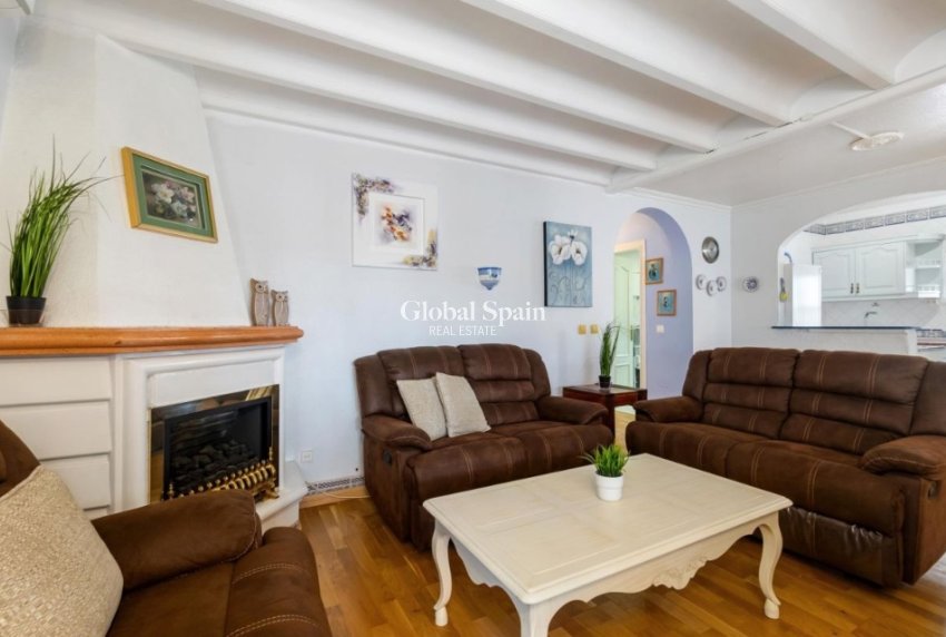 Venta - Villa -
ORIHUELA COSTA - Playa Flamenca