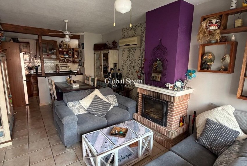 Venta - VILLA -
ORIHUELA COSTA - Playa Flamenca