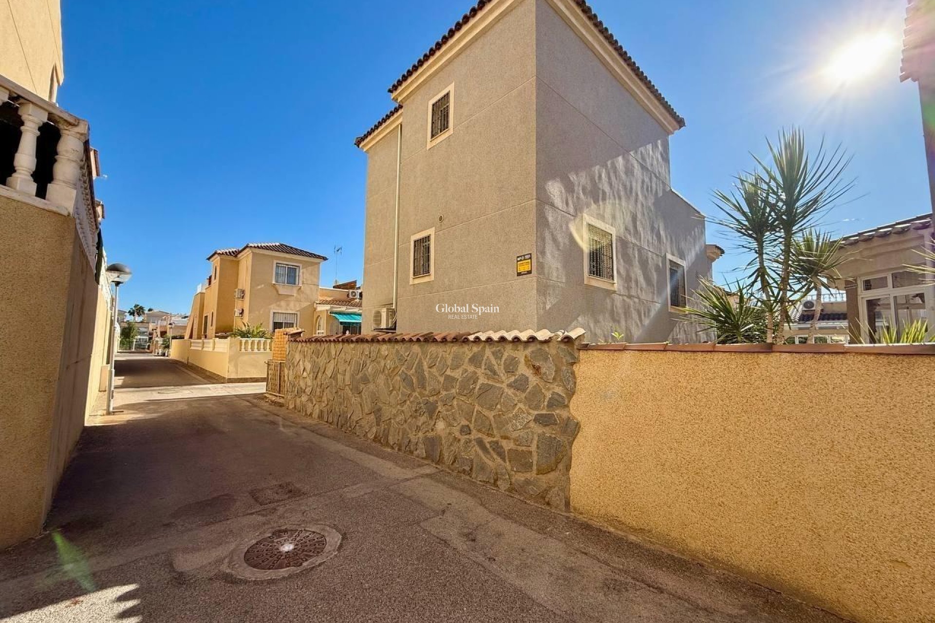 Venta - VILLA -
ORIHUELA COSTA - Playa Flamenca