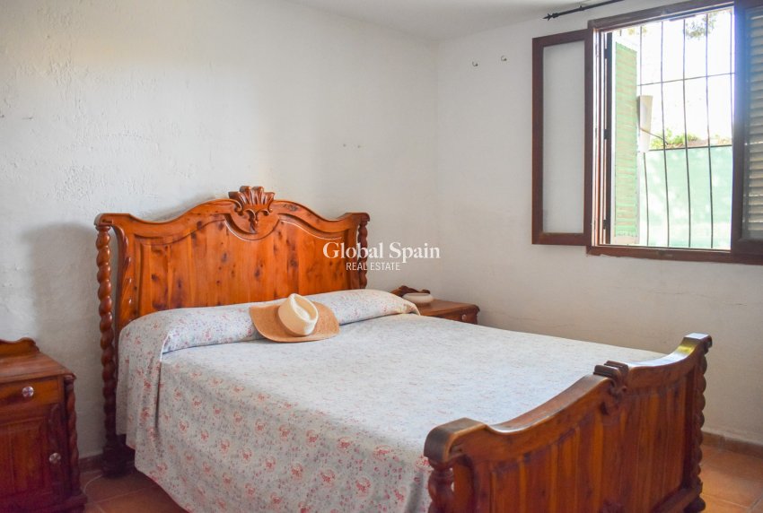 Venta - VILLA -
ORIHUELA COSTA - Punta Prima