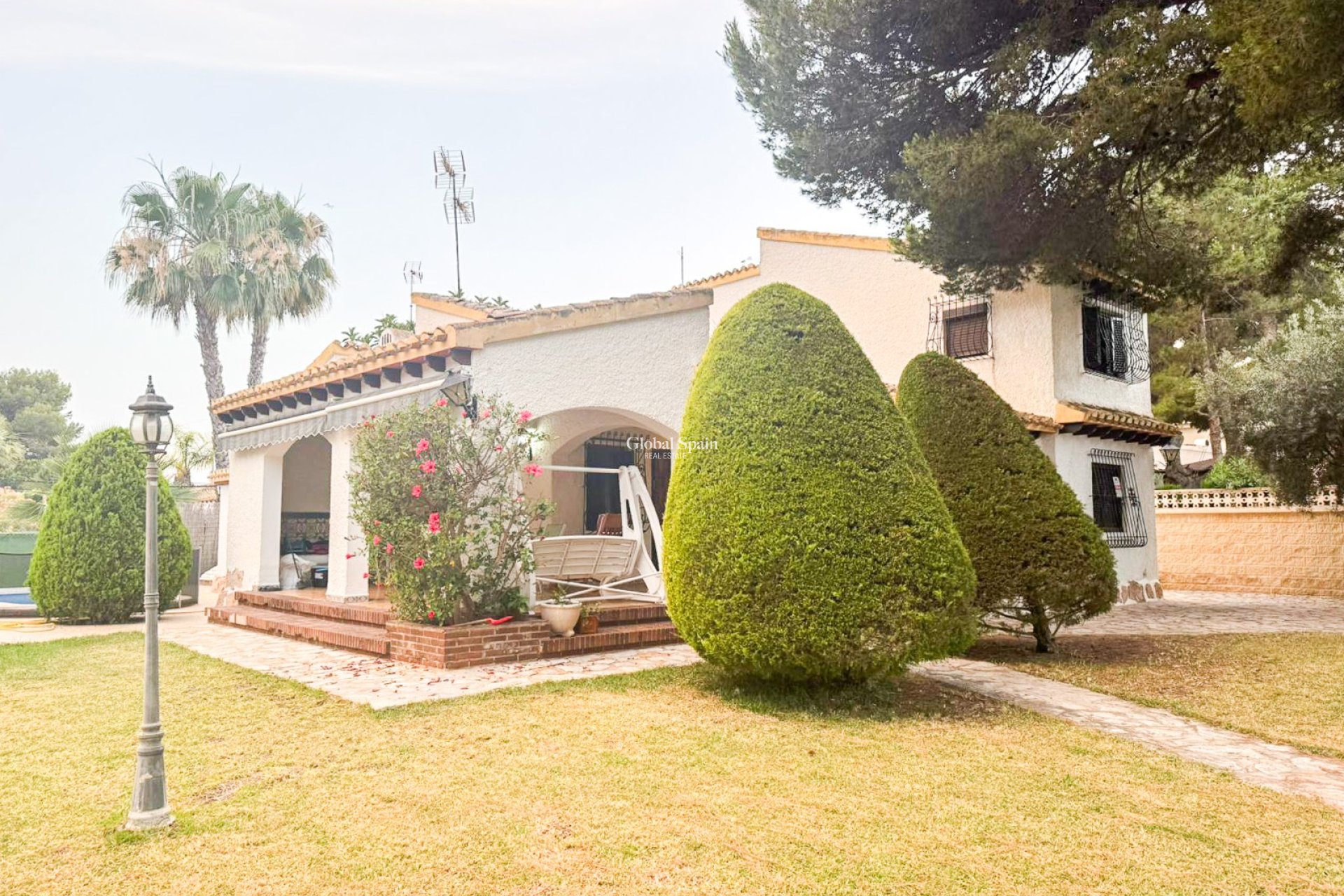 Venta - VILLA -
ORIHUELA COSTA - Punta Prima