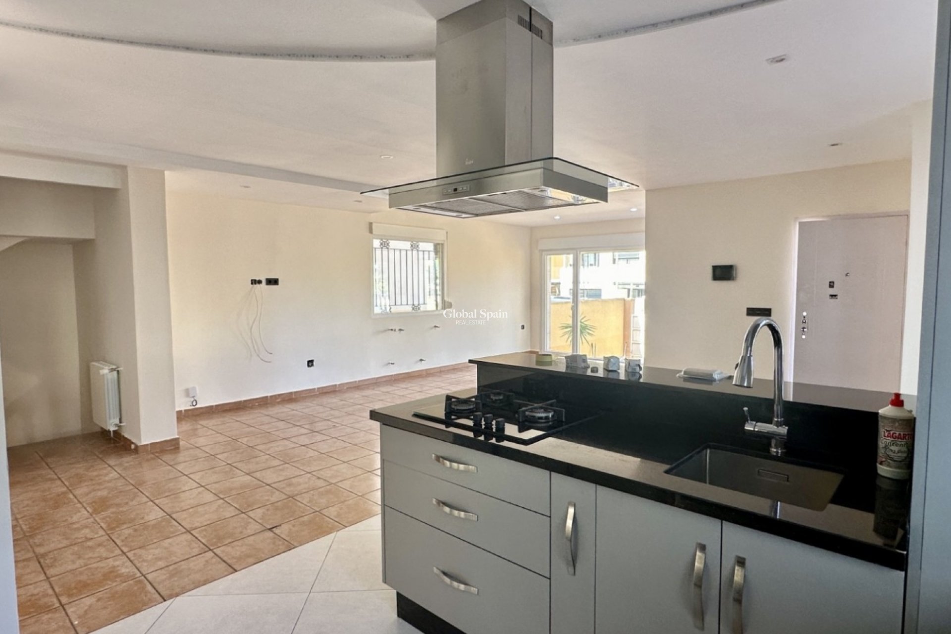 Venta - Villa -
ORIHUELA COSTA - VILLAMARTÍN