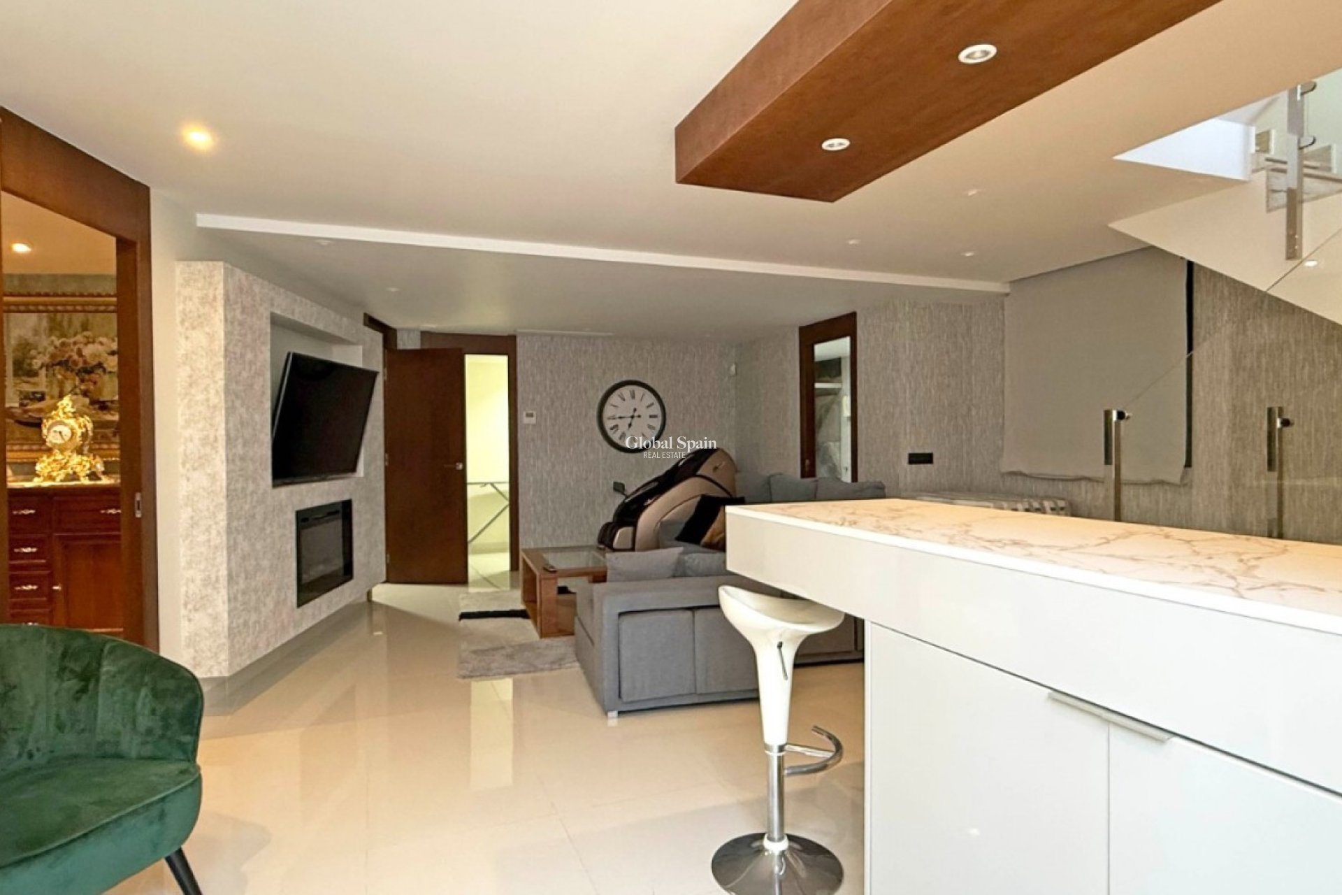 Venta - Villa -
ORIHUELA COSTA - VILLAMARTÍN