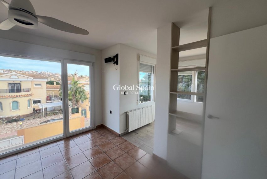 Venta - VILLA -
ORIHUELA COSTA - VILLAMARTÍN