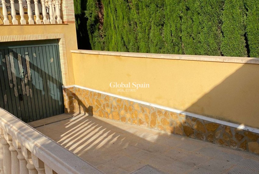 Venta - VILLA -
ORIHUELA COSTA - VILLAMARTÍN