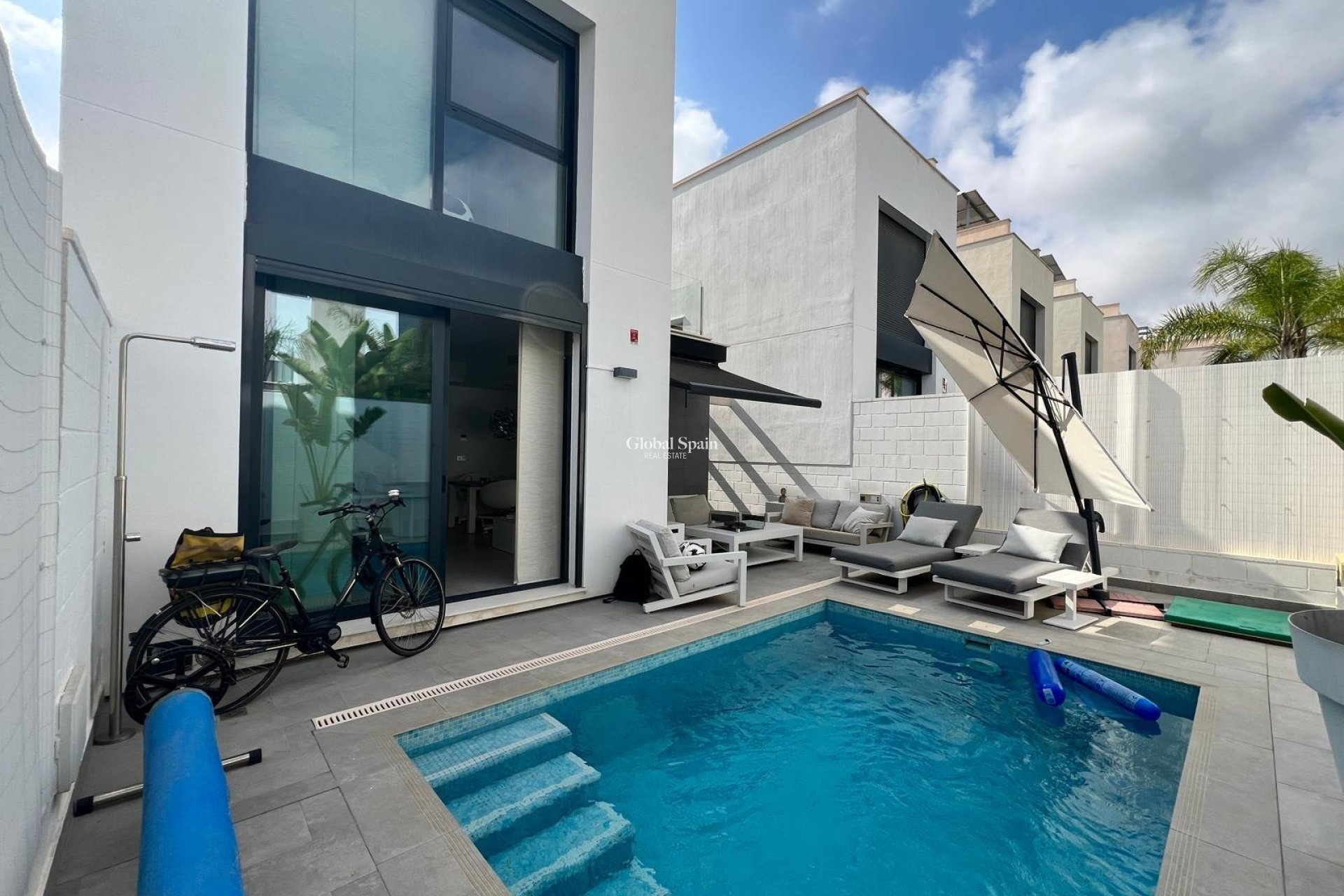 Venta - VILLA -
ORIHUELA COSTA - VILLAMARTÍN
