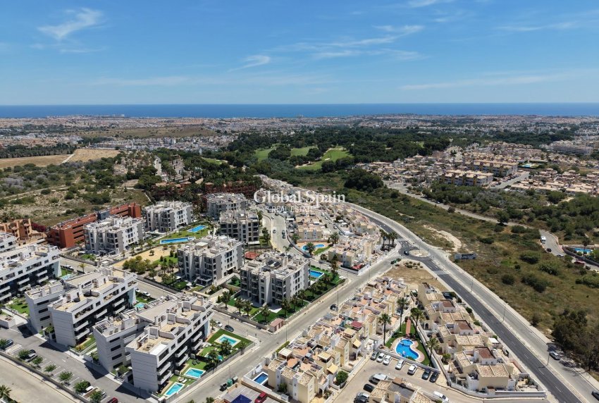 Venta - VILLA -
Orihuela Costa - Villamartin