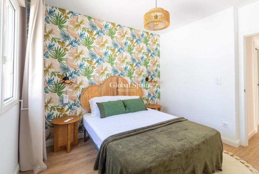 Venta - VILLA -
ORIHUELA COSTA - VILLAMARTÍN