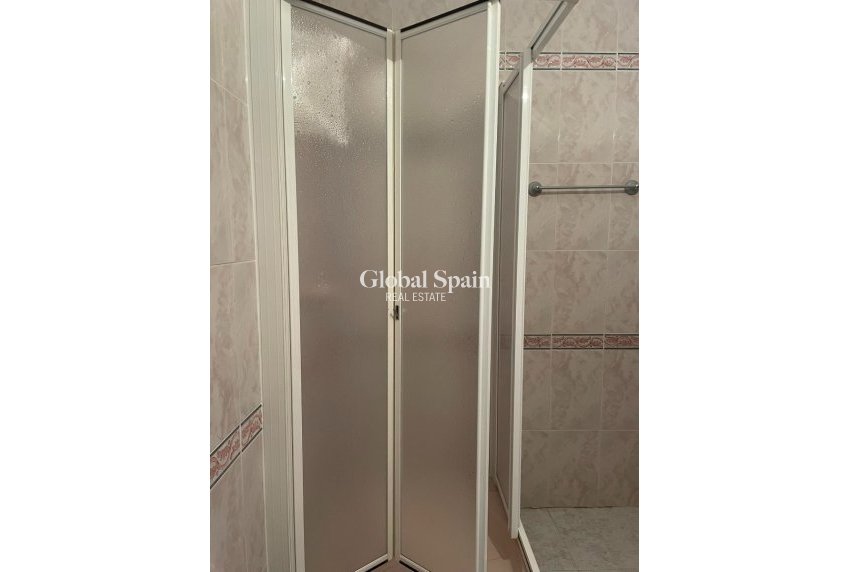 Venta - Villa -
ORIHUELA COSTA - VILLAMARTÍN