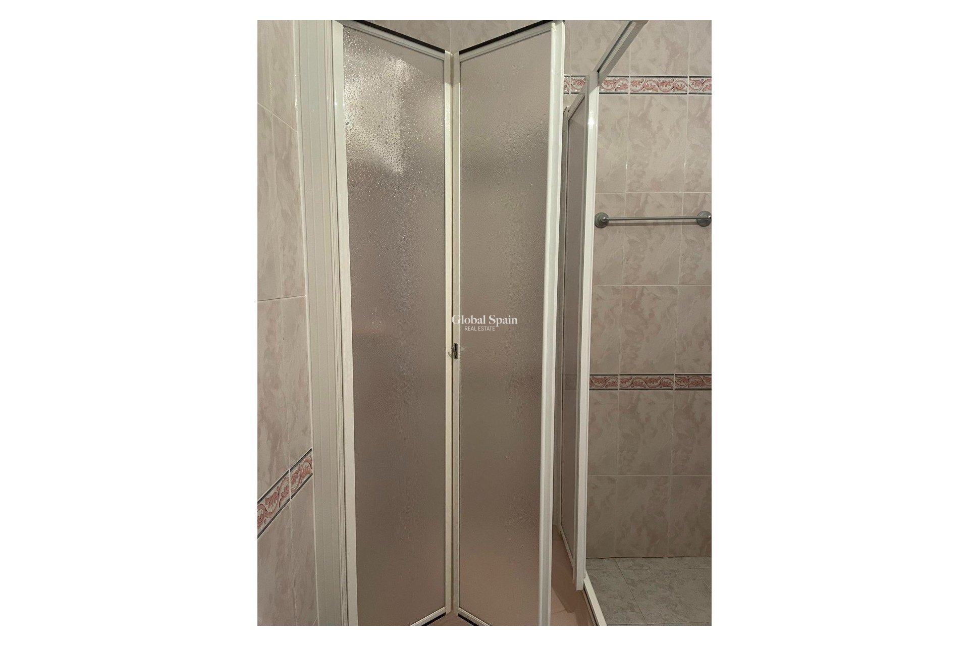 Venta - Villa -
ORIHUELA COSTA - VILLAMARTÍN