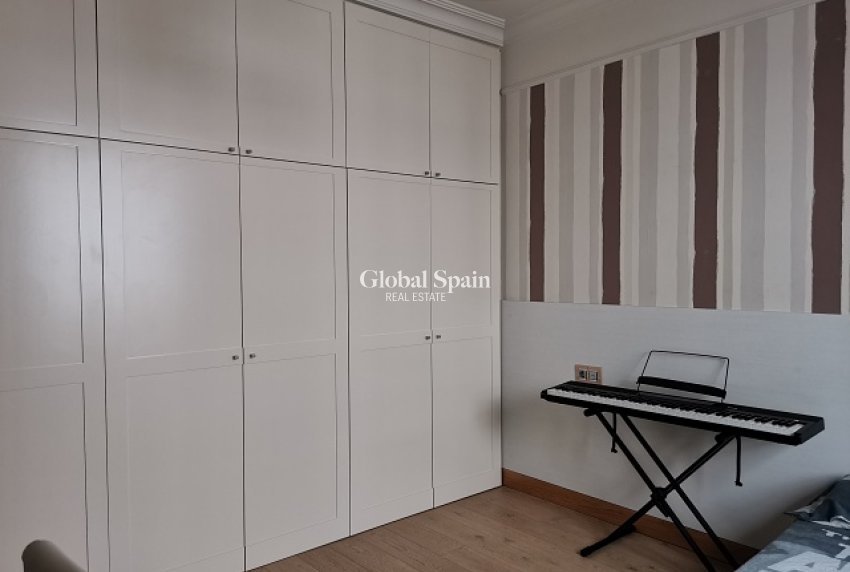 Venta - VILLA -
ORIHUELA - Inland