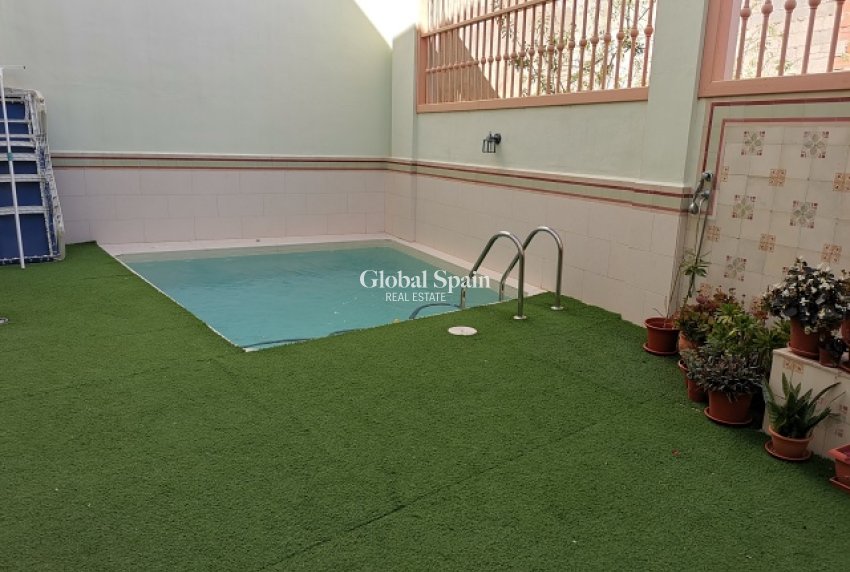 Venta - VILLA -
ORIHUELA - Inland